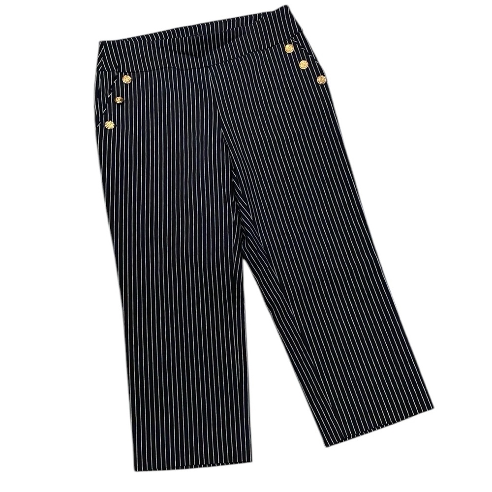 Roz & Ali Black and White‎ Striped Pull On Crop Stretch Pants